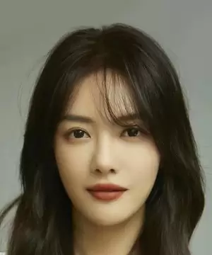 Elvira Cai
