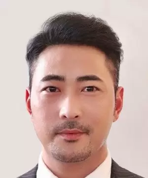 Liu Ya Peng