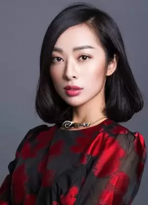 Elena Tong
